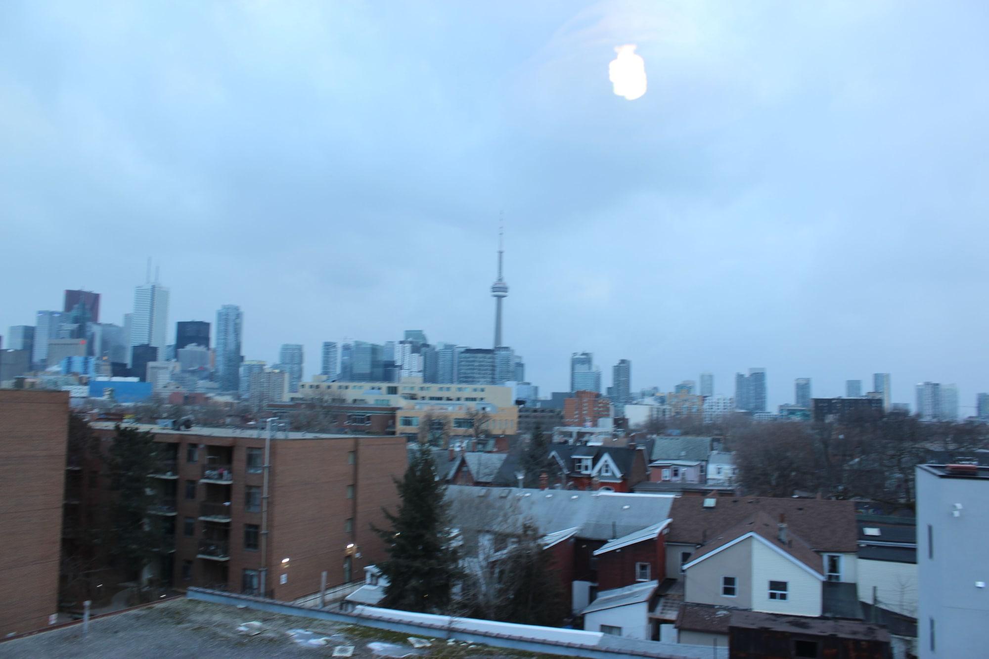 Atlas Suites- Furnished Apartments-College Street, Toronto Exterior photo