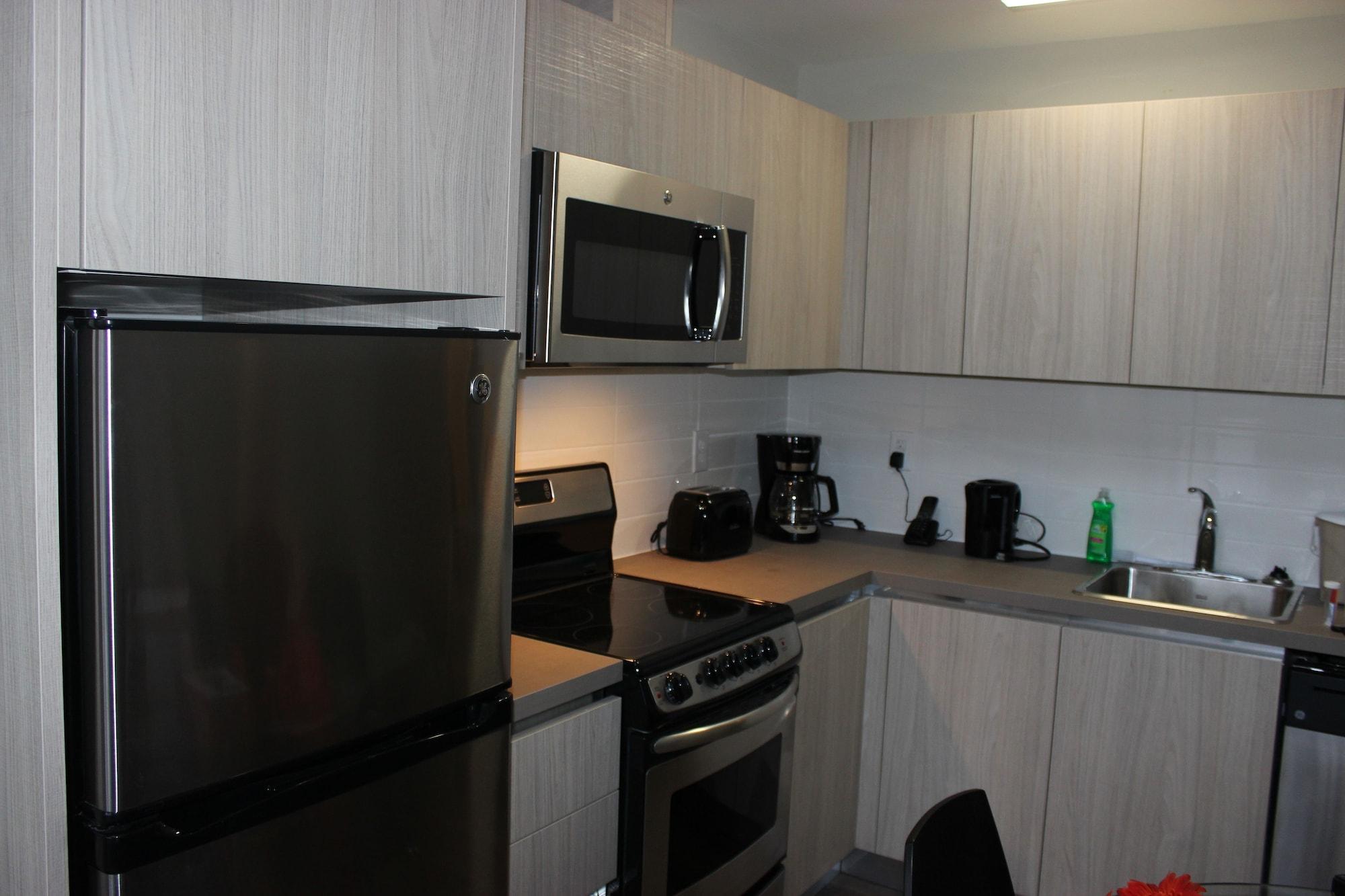 Atlas Suites- Furnished Apartments-College Street, Toronto Exterior photo